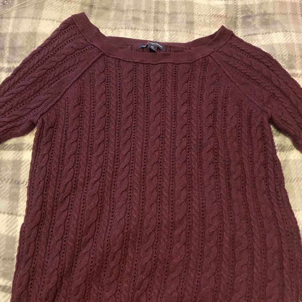 American Eagle Women/Youth Burgundy Sweater